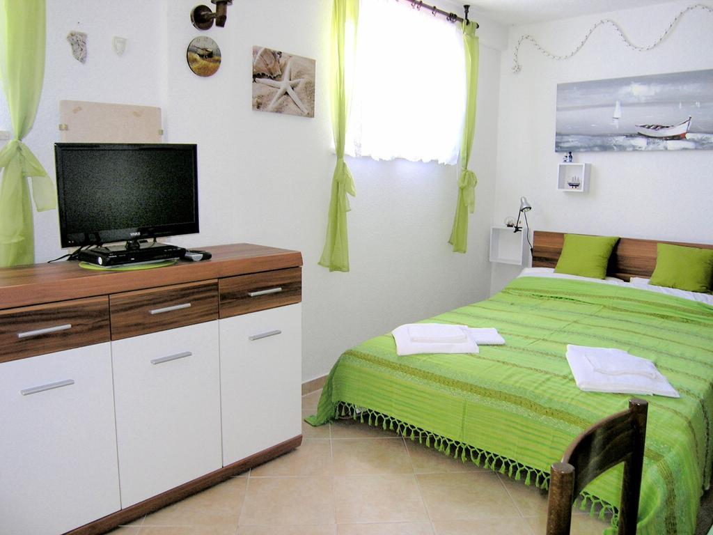 Studio Apartment Tamara 克尔克 客房 照片
